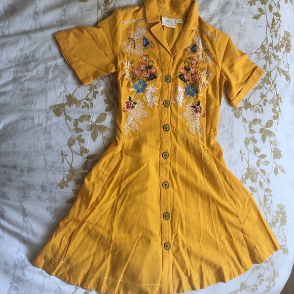 Varadero Collared Shirtdress - Picture 1 of 10